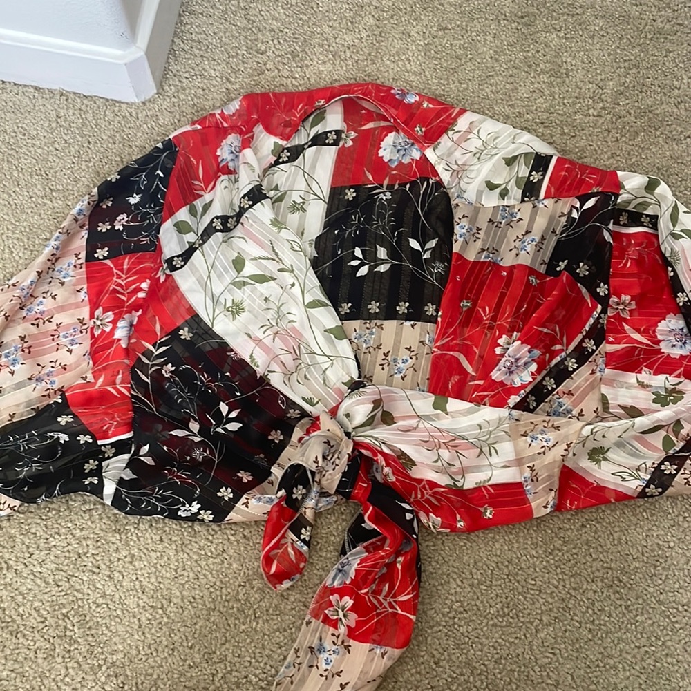 Vici tie up patchwork top